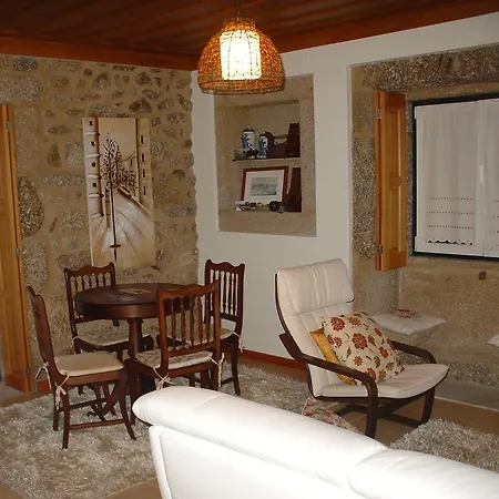 Casa Do Terreiro * Beiral do Lima